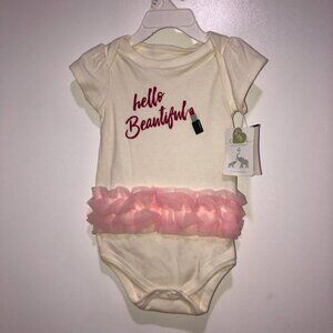 𝅺NWT Little Treasure Girl's graphic onesie with ruffle Size 6-9 month